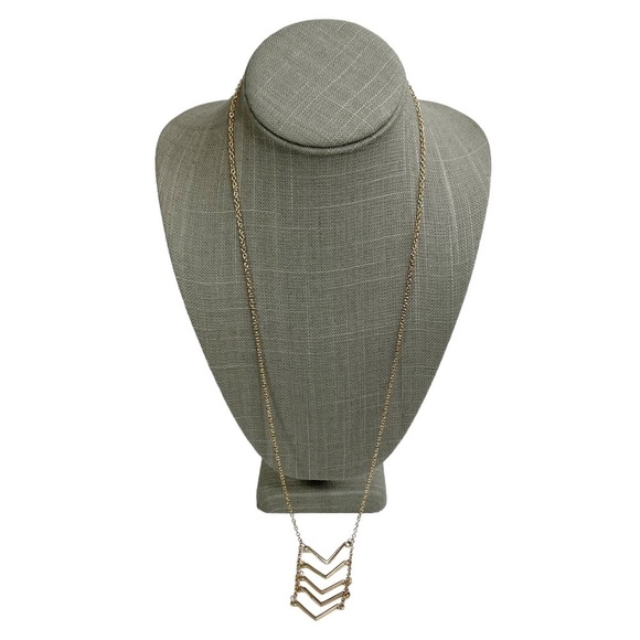 Gold Tone Chevron Ladder Floating Arrow Cable Chain Necklace - Picture 2 of 7